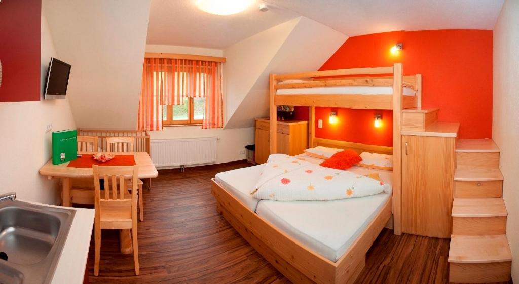 Ferienhof Pfaffenlehen Maria Neustift Ruang foto